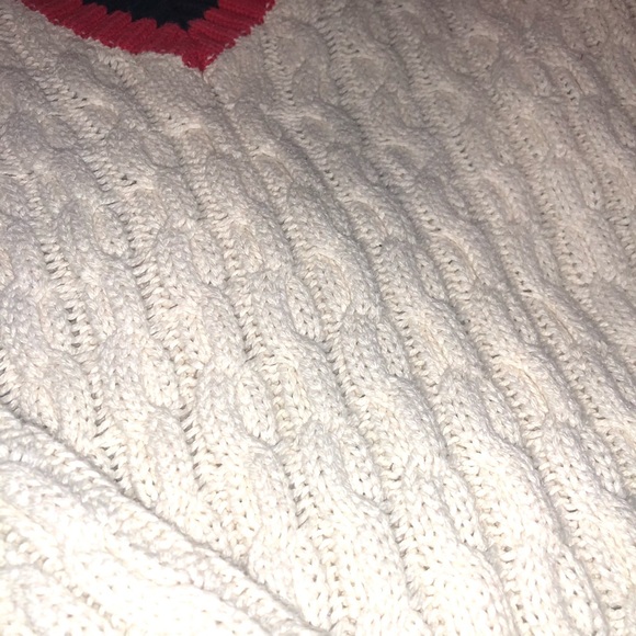 Tommy Hilfiger size M cream v neck sweater - Picture 5 of 7